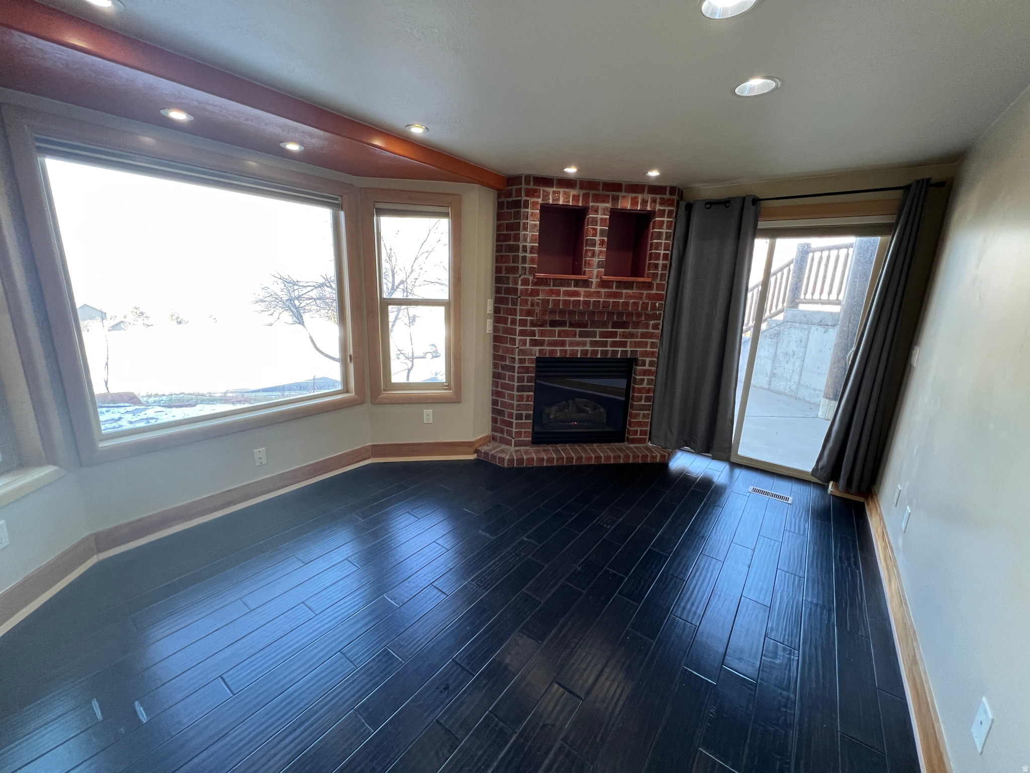 DRAPER HEIGHTS - Residential