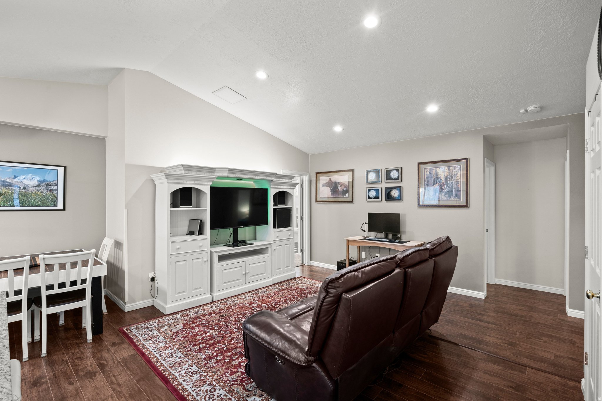 CEDAR RUN - Residential