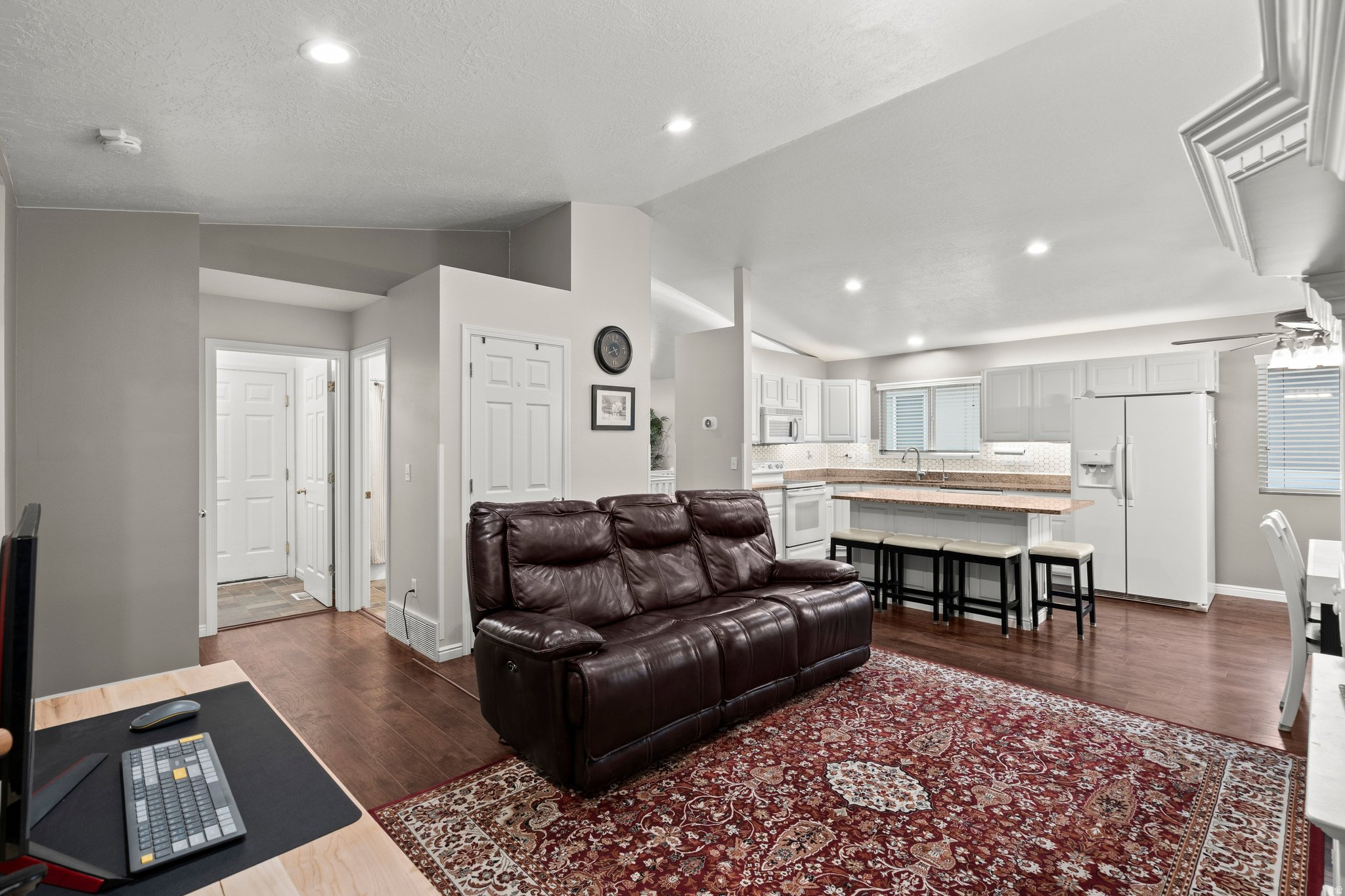 CEDAR RUN - Residential