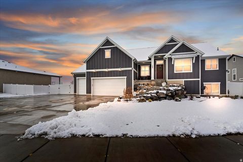 Photo of 105 N 1400 W, Marriott Slaterville, UT 84404 (MLS # 2129963)