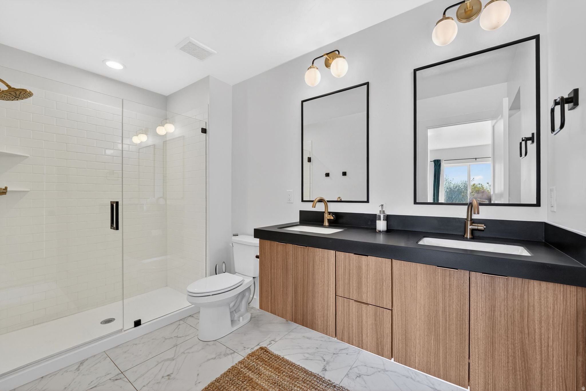 THE MADELYNN - Residential