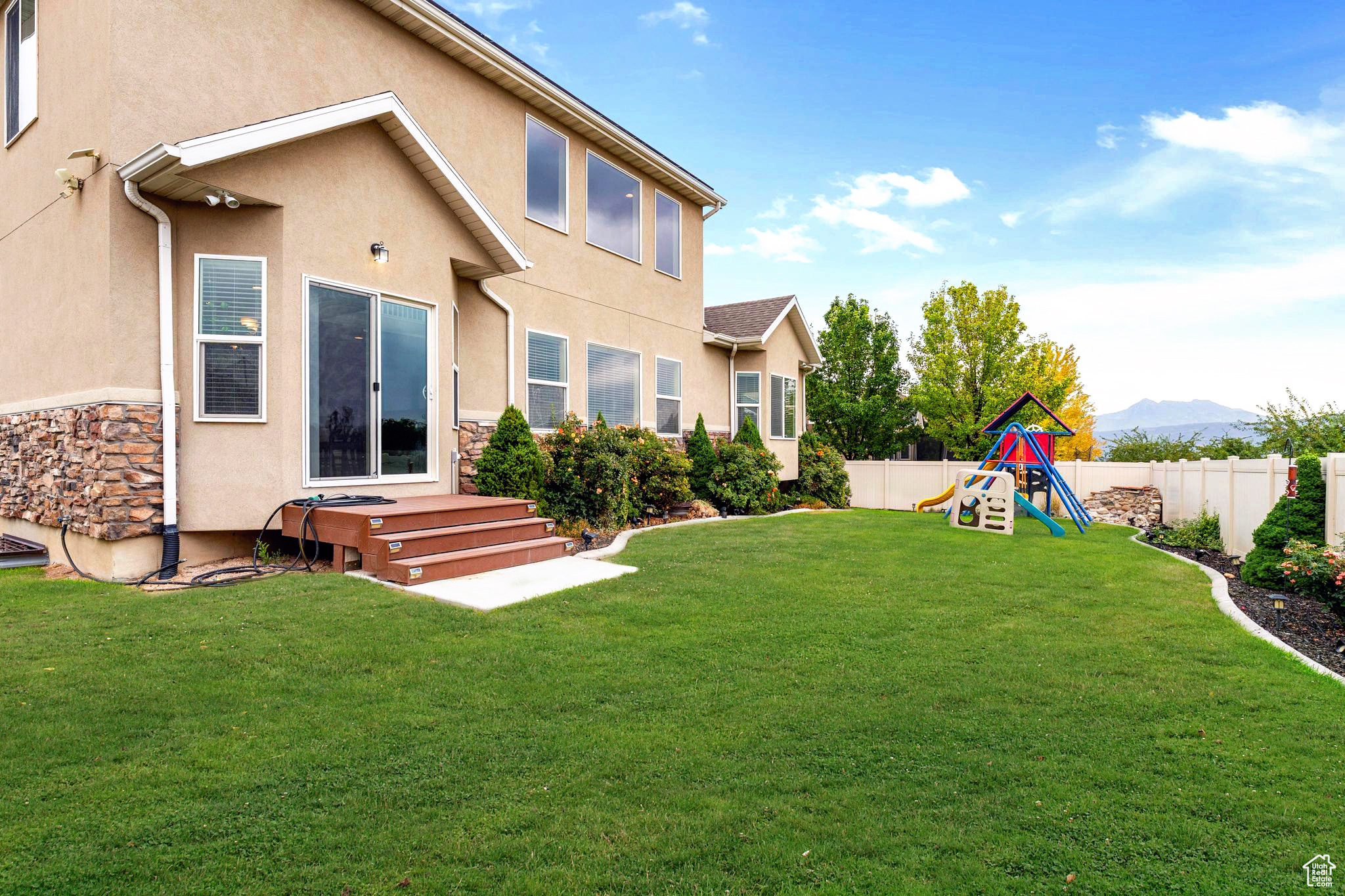JORDAN HEIGHTS - Residential