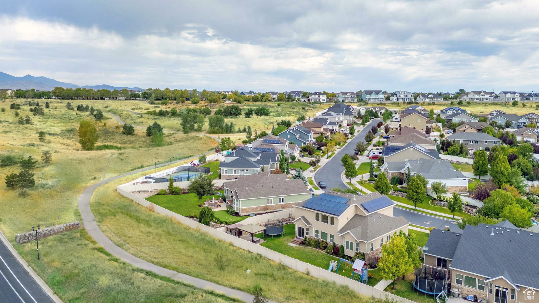 JORDAN HEIGHTS - Residential