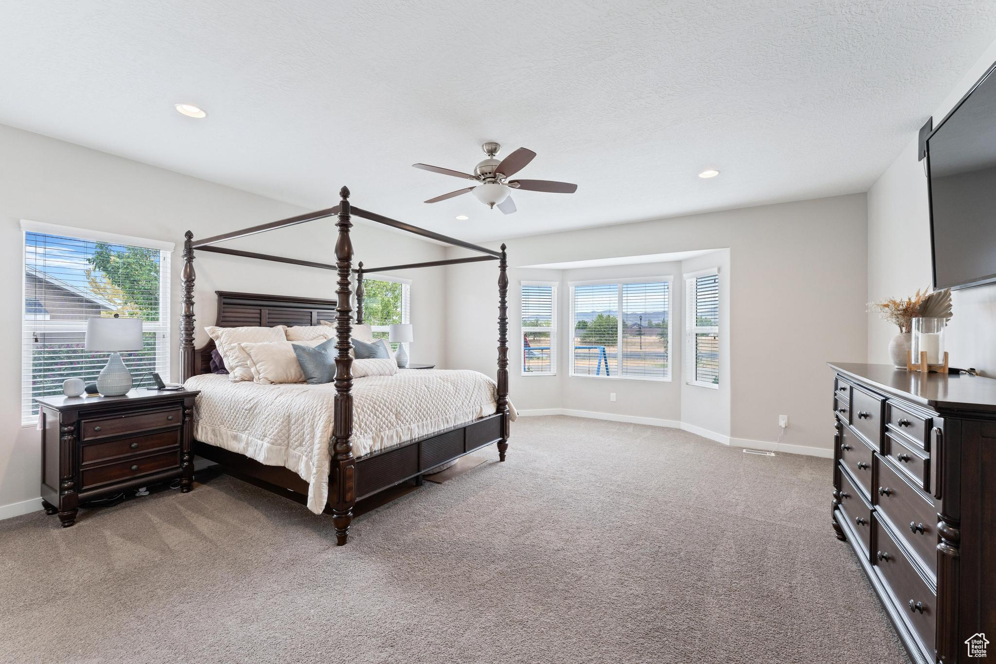 JORDAN HEIGHTS - Residential