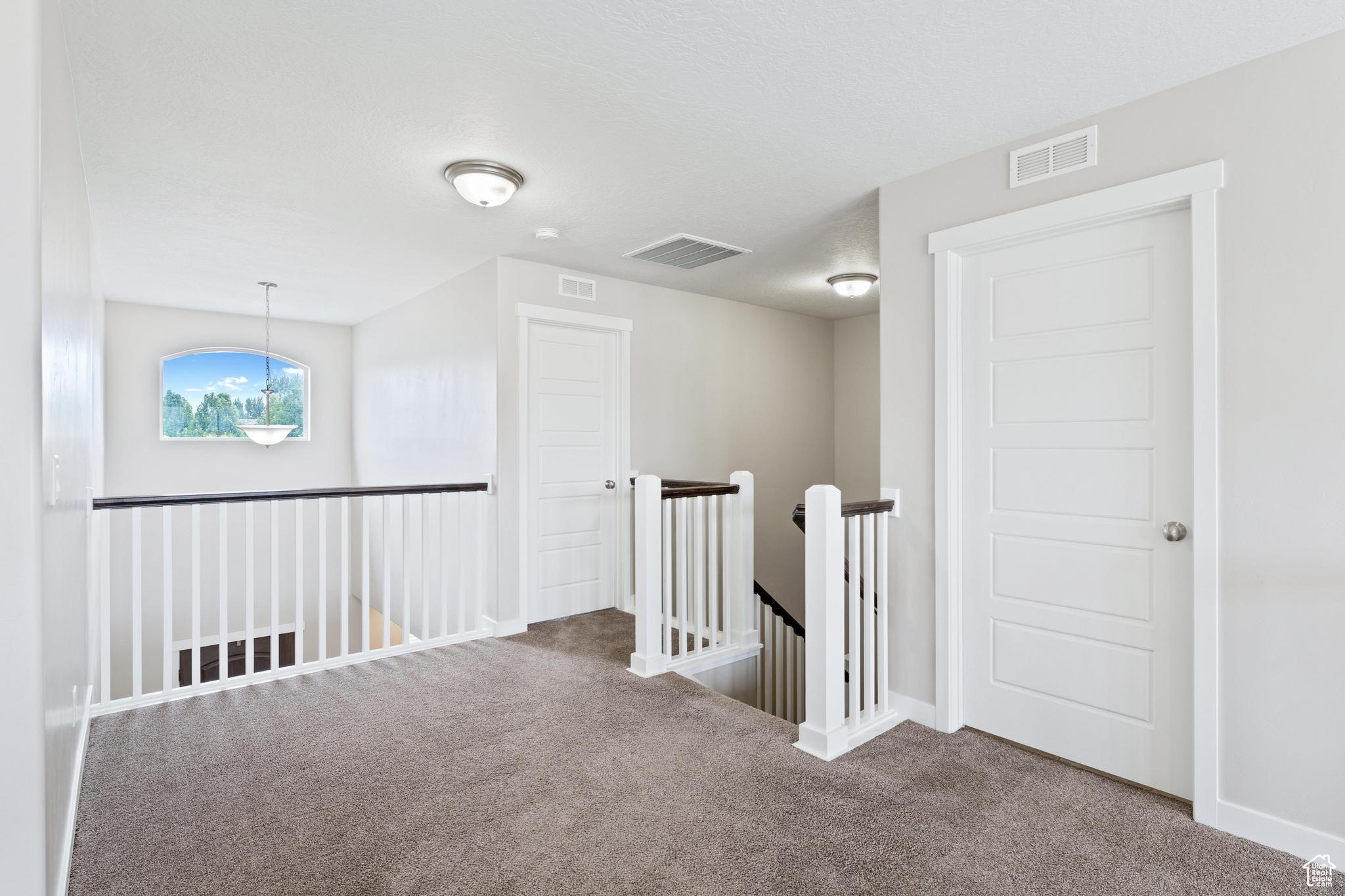 JORDAN HEIGHTS - Residential