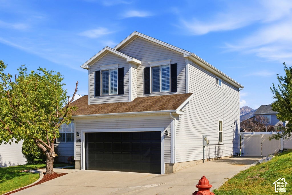 Photo of 14387 S BRIDGEFIELD DR, Draper, UT 84020 (MLS # 2189609)