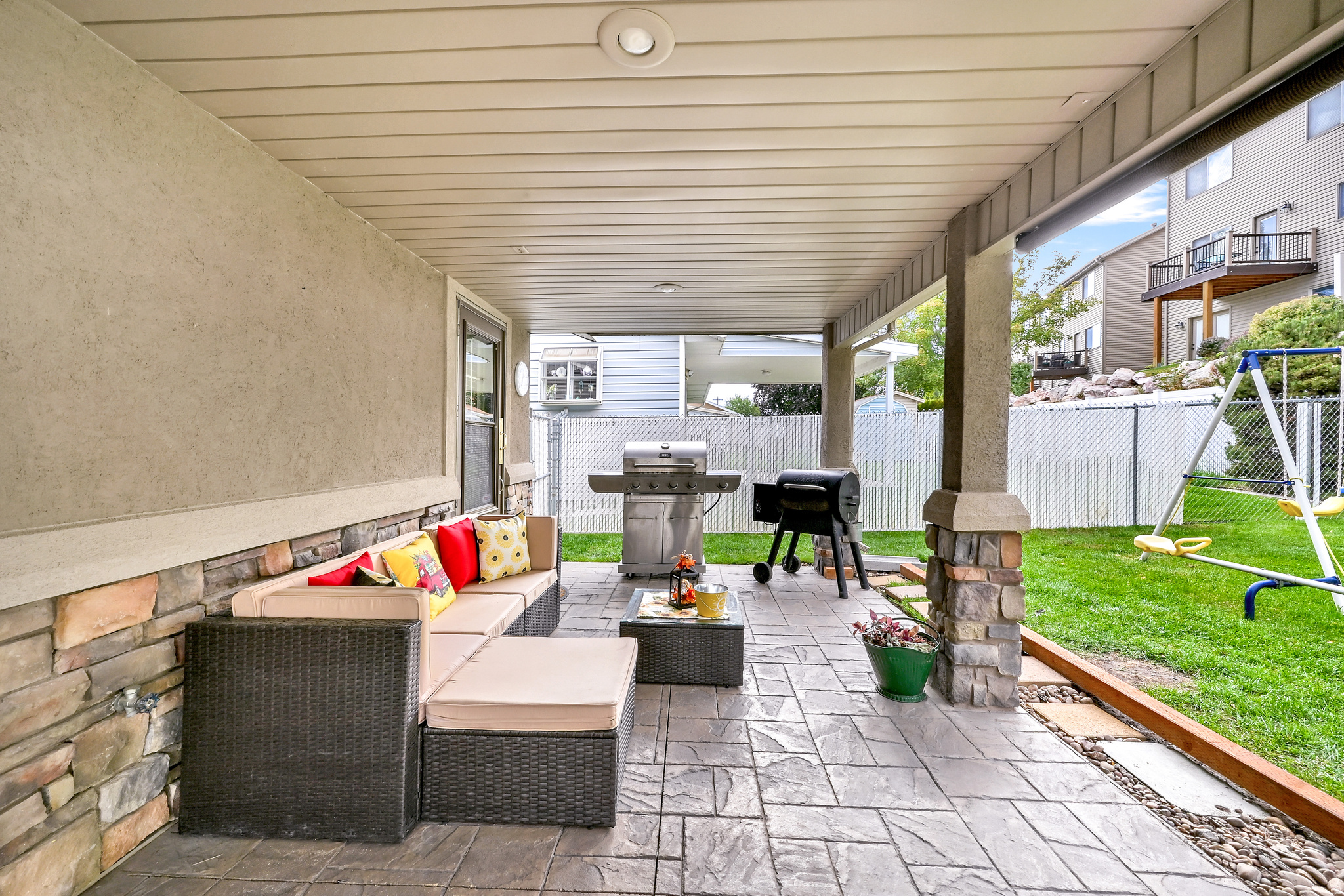 APPLE BLOSSOM - Residential