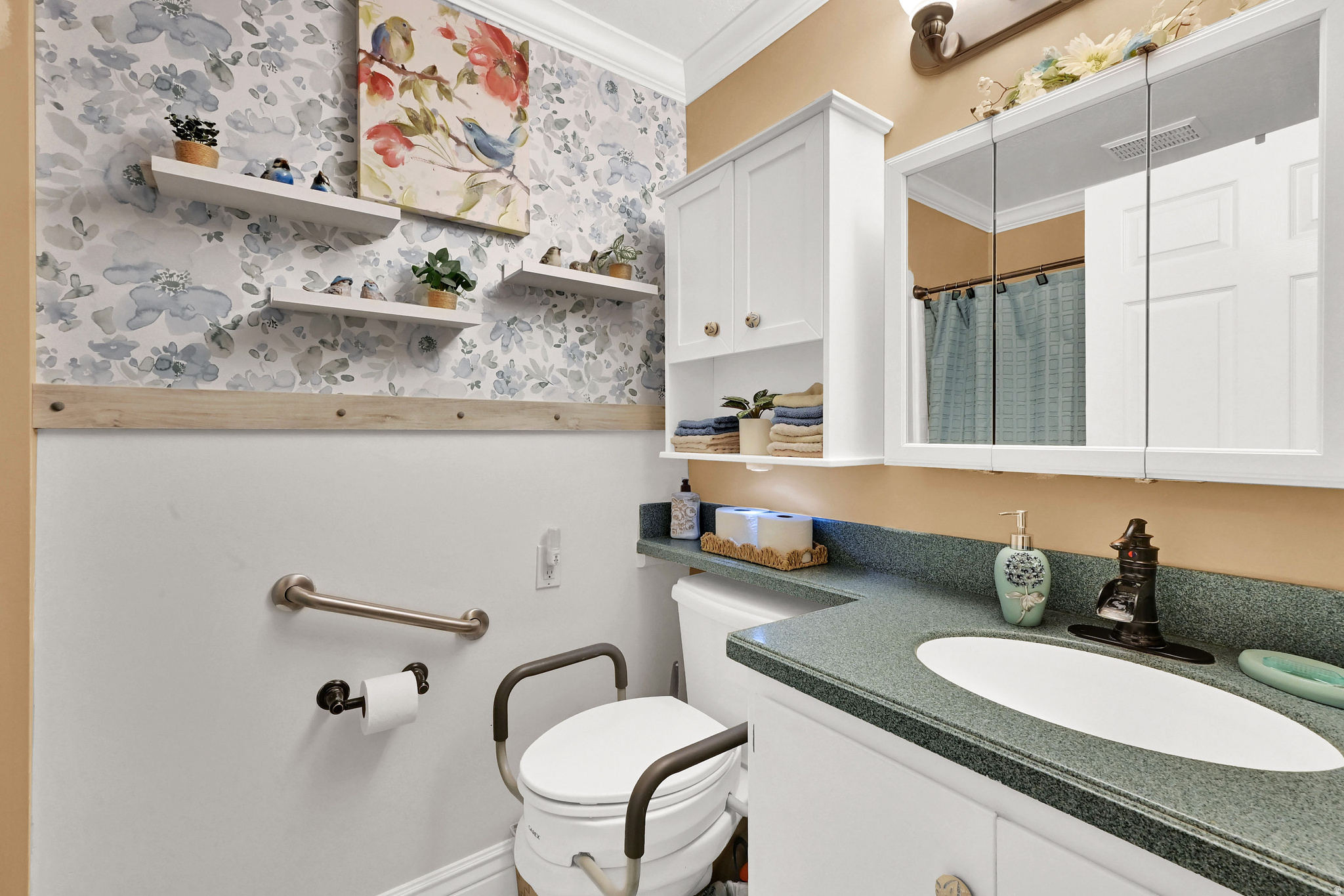 APPLE BLOSSOM - Residential