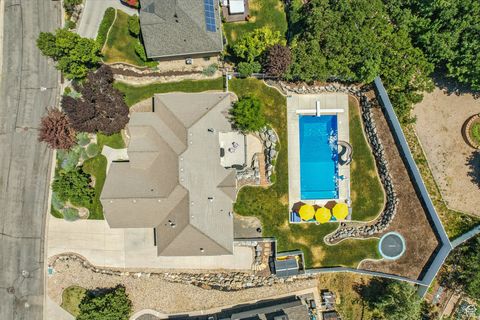 Tiny photo for 135 W COVE DR, Elk Ridge, UT 84651 (MLS # 2098341)