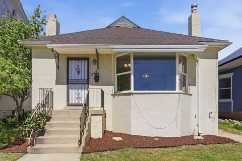 Photo of 257 E TENTH AVE N, Salt Lake City, UT 84103 (MLS # 2151965)
