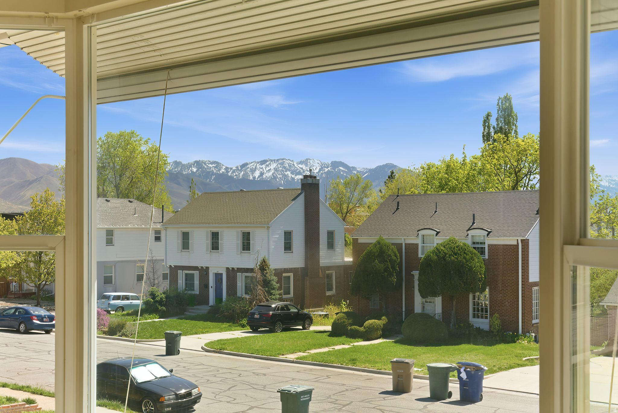 THE AVENUES - Residential