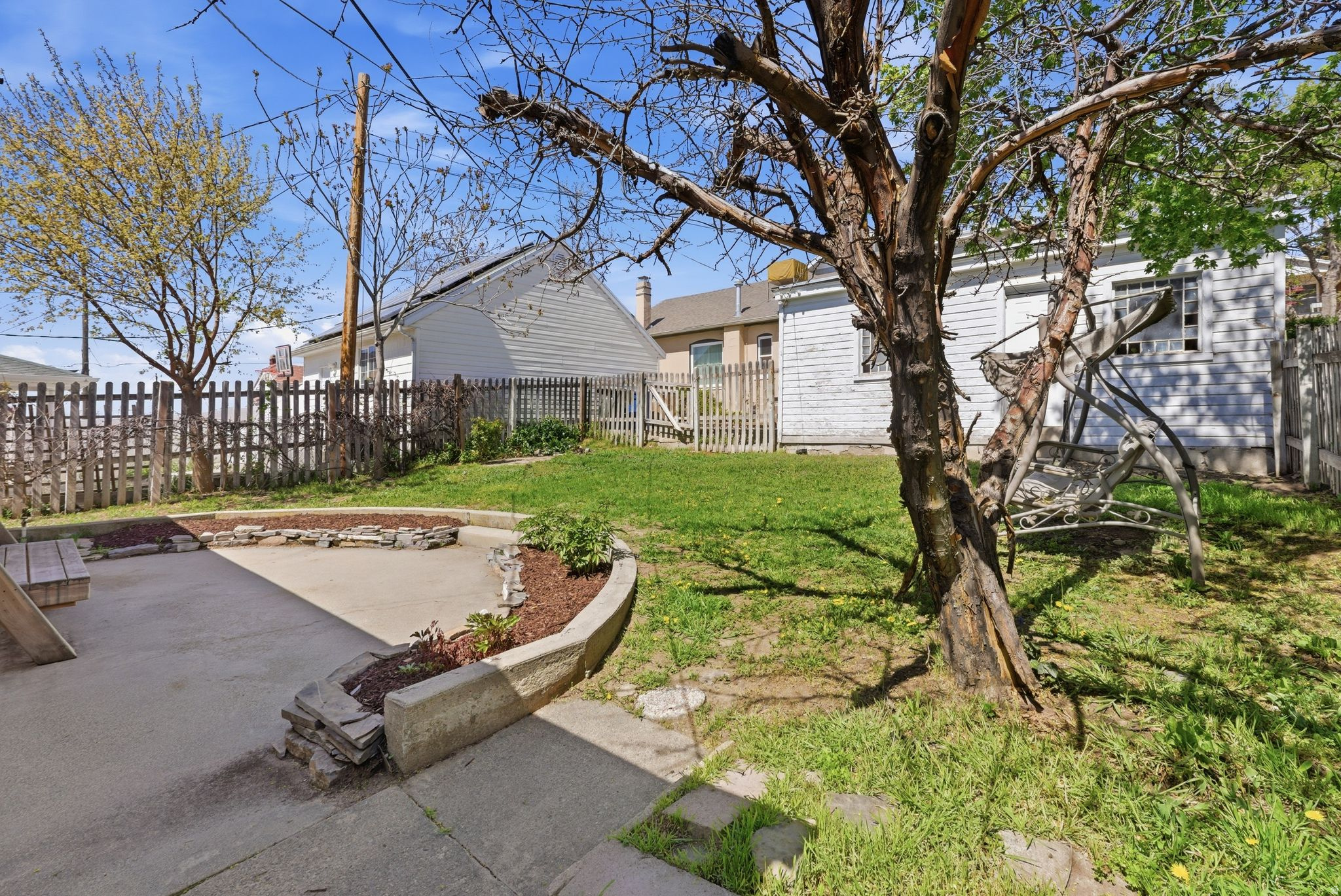 THE AVENUES - Residential