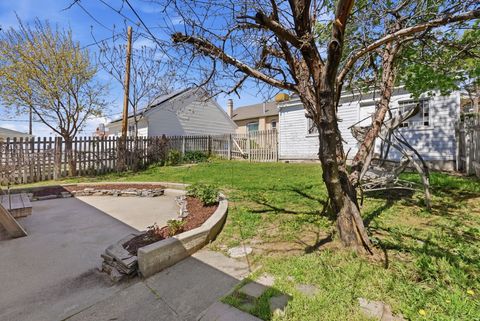 Tiny photo for 257 E TENTH AVE N, Salt Lake City, UT 84103 (MLS # 2151965)