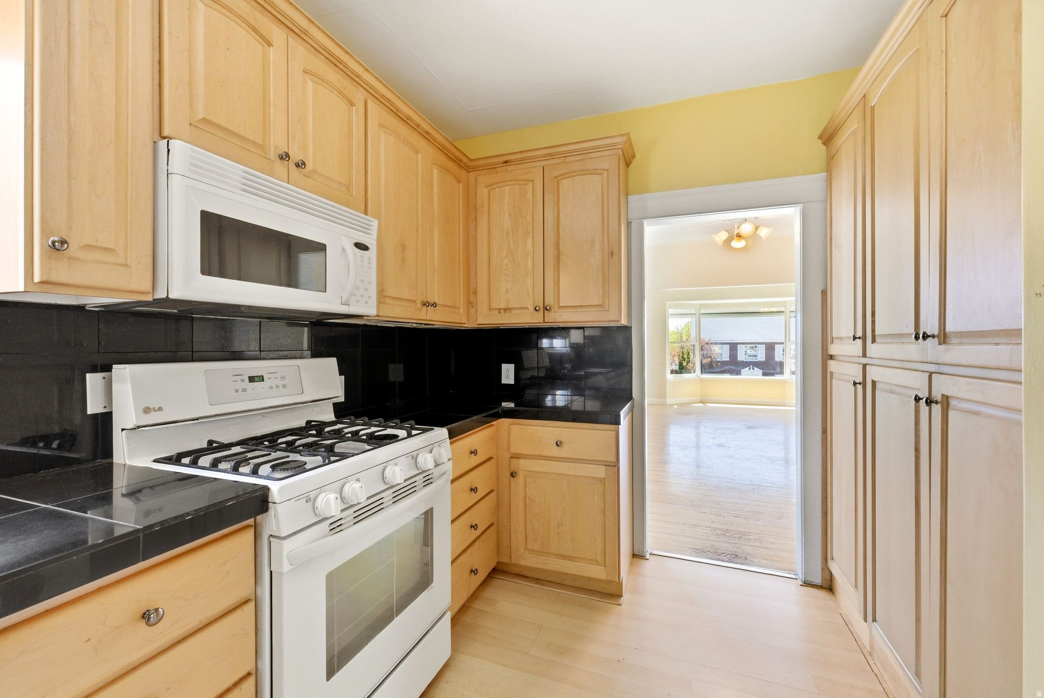 THE AVENUES - Residential