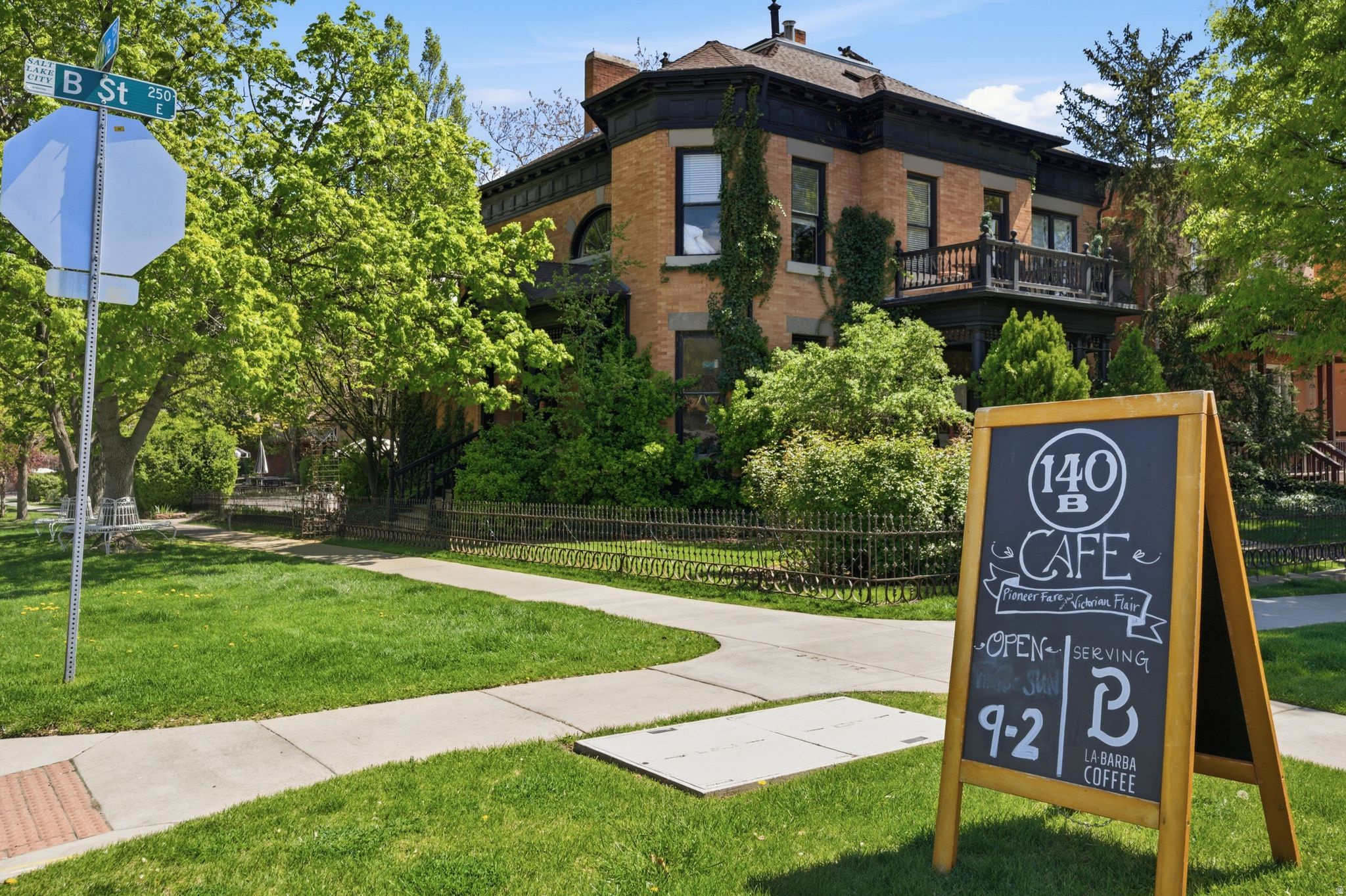 THE AVENUES - Residential