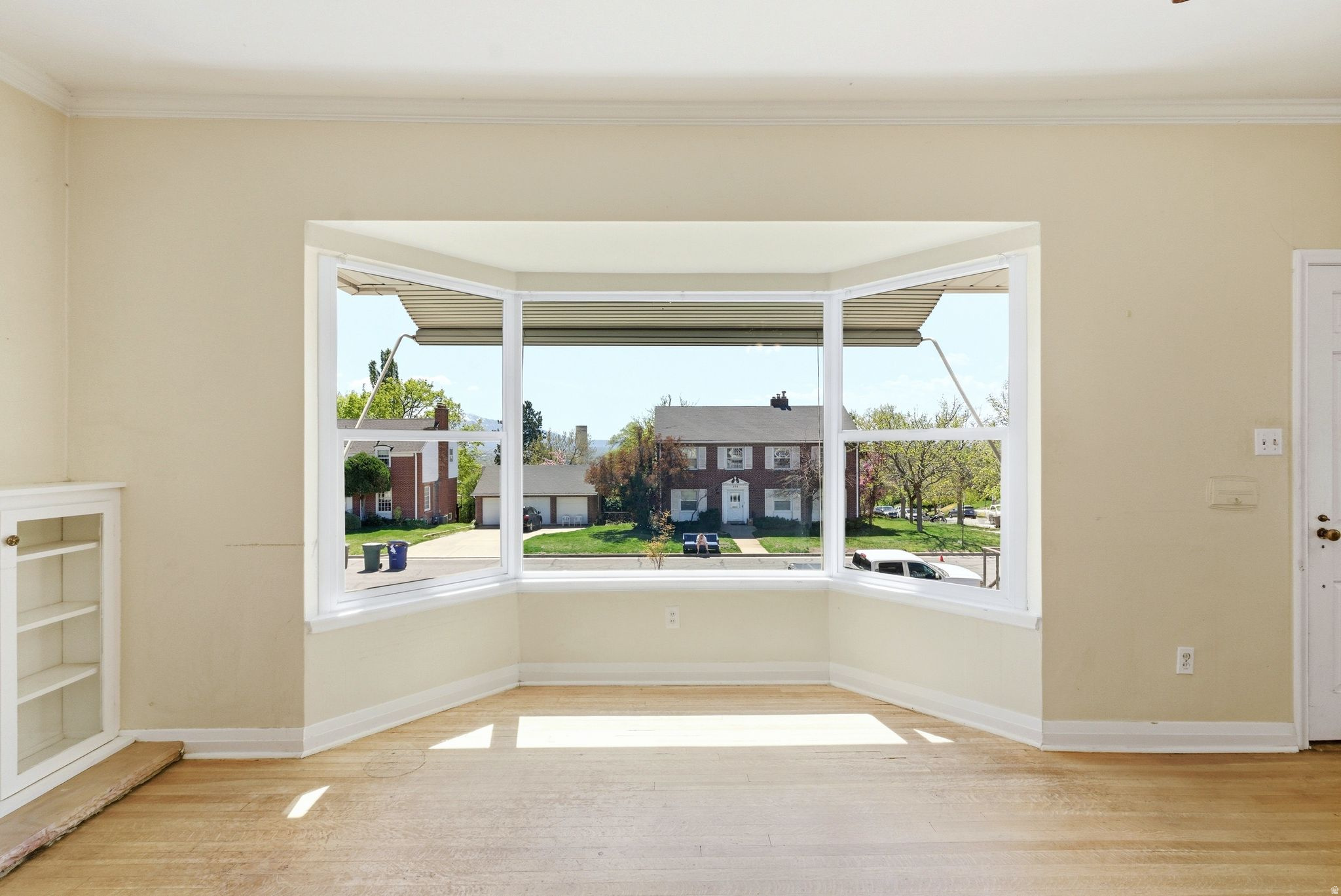 THE AVENUES - Residential