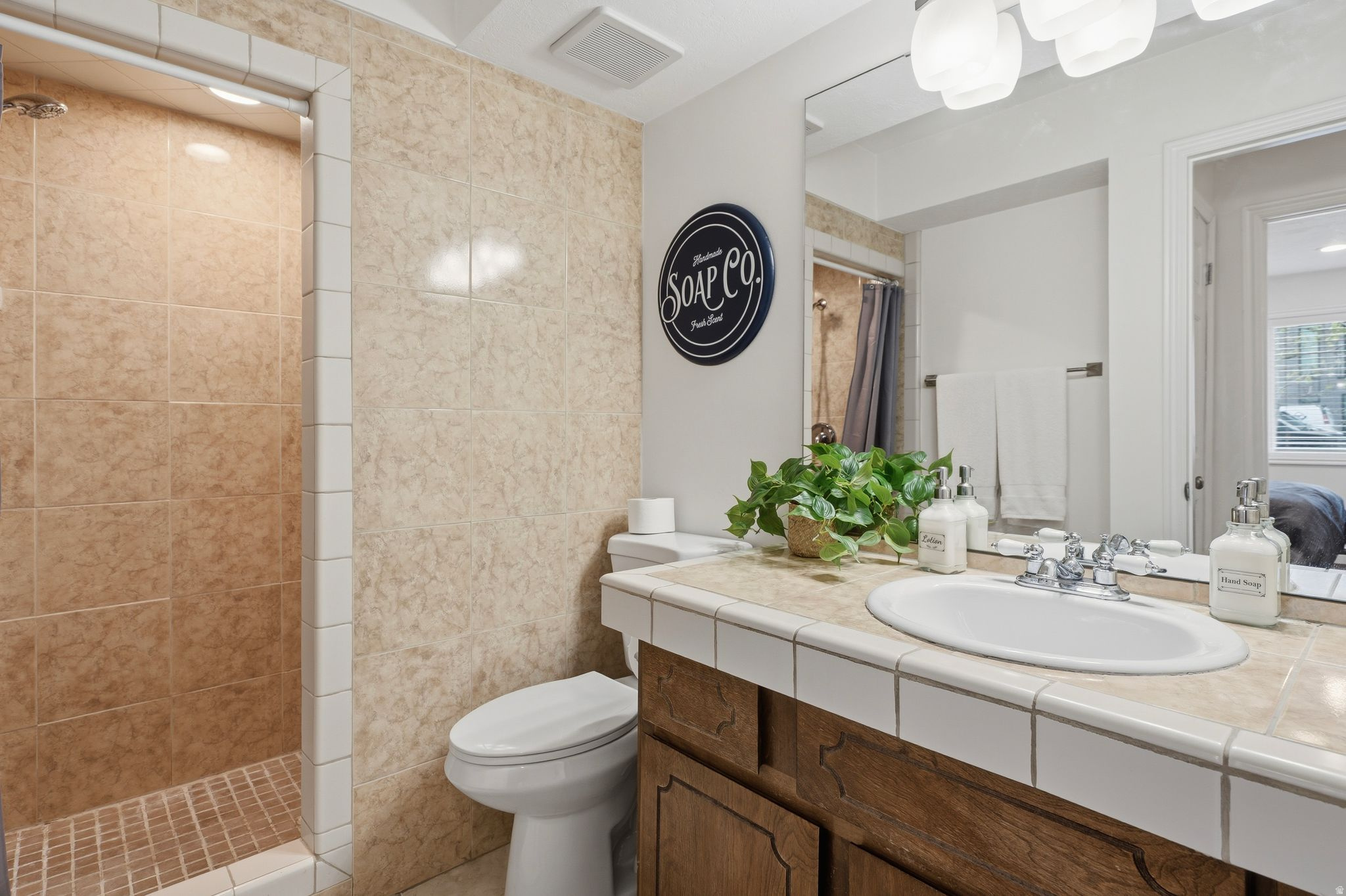 SUNCREEK - Residential
