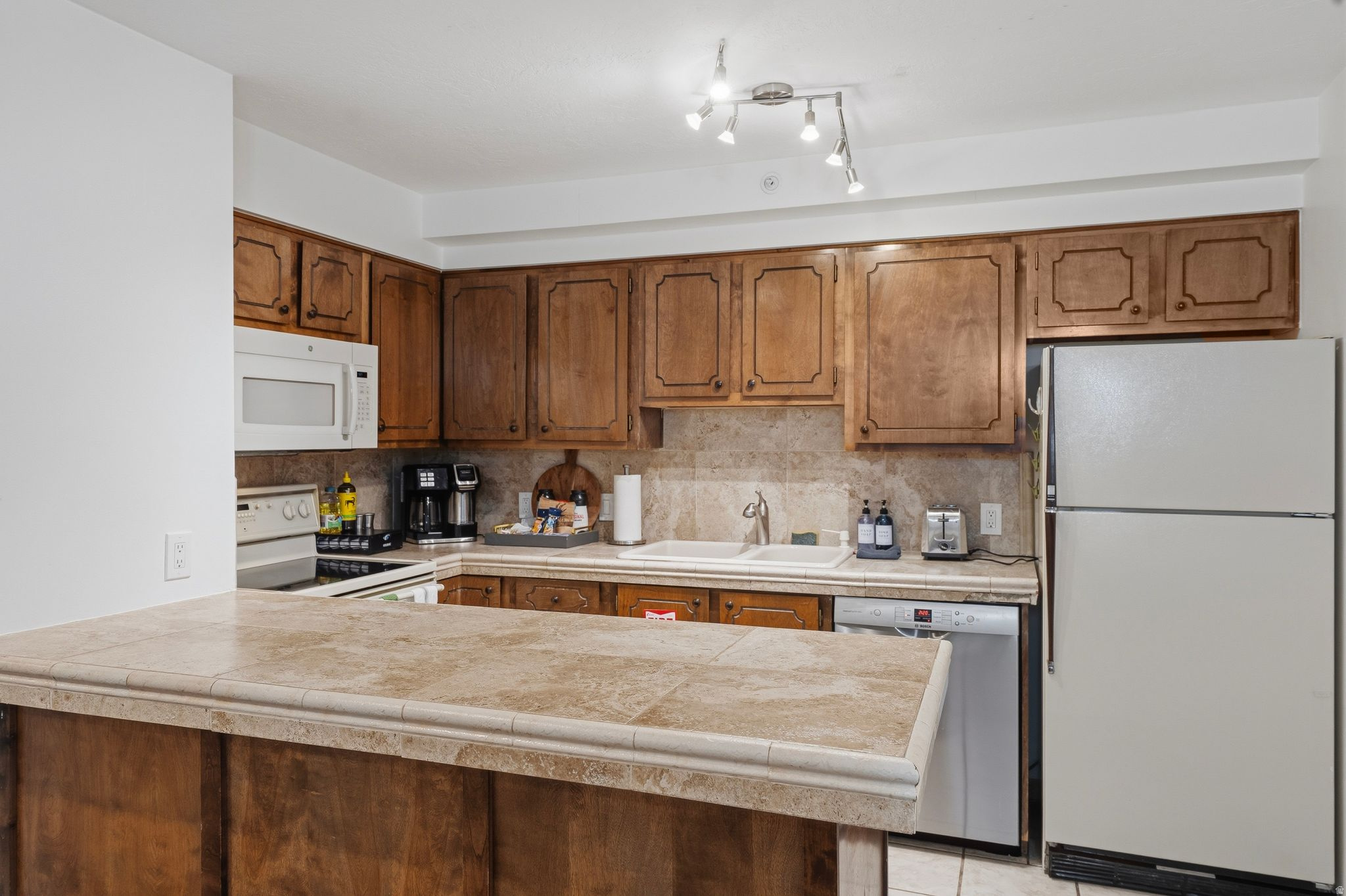 SUNCREEK - Residential