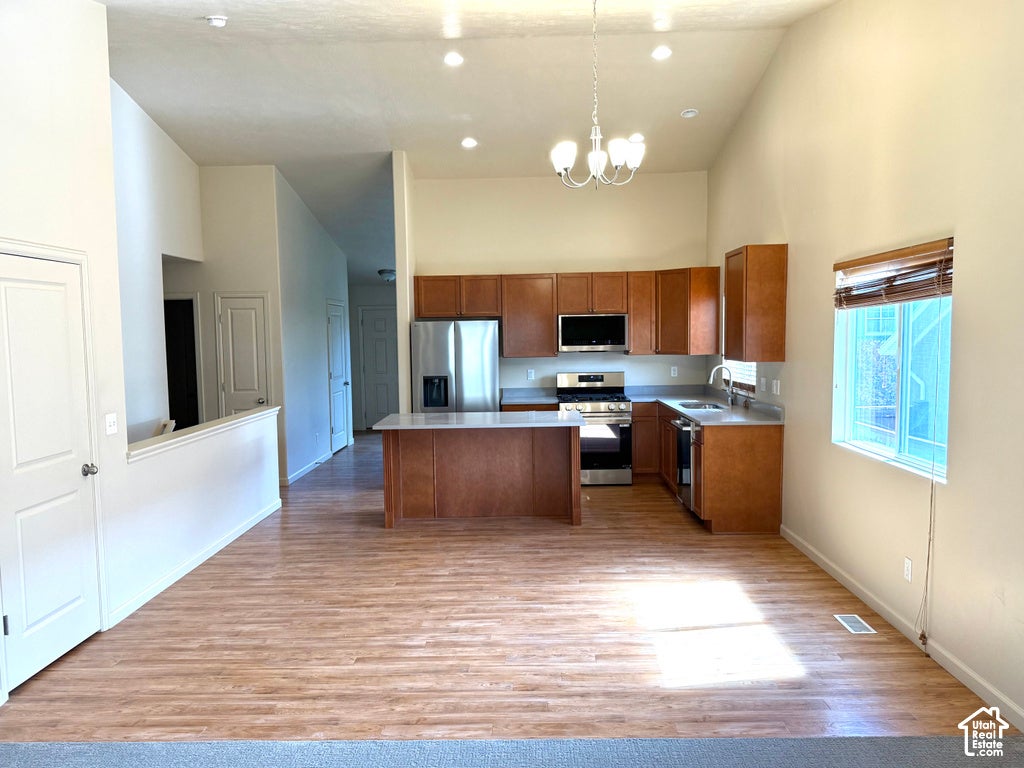 Photo of 15158 S EAGLE CHASE DR, Draper (UT Cnty), UT 84020 (MLS # 2190726)