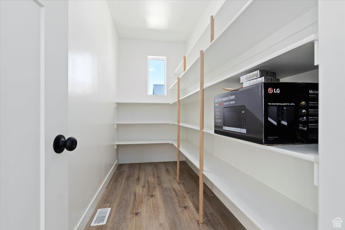 WESTFIELDS CENTRAL - Residential