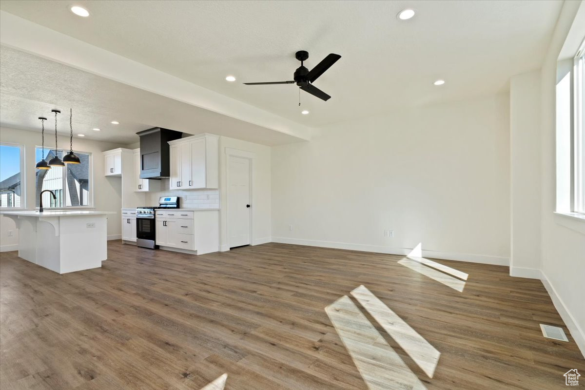 WESTFIELDS CENTRAL - Residential