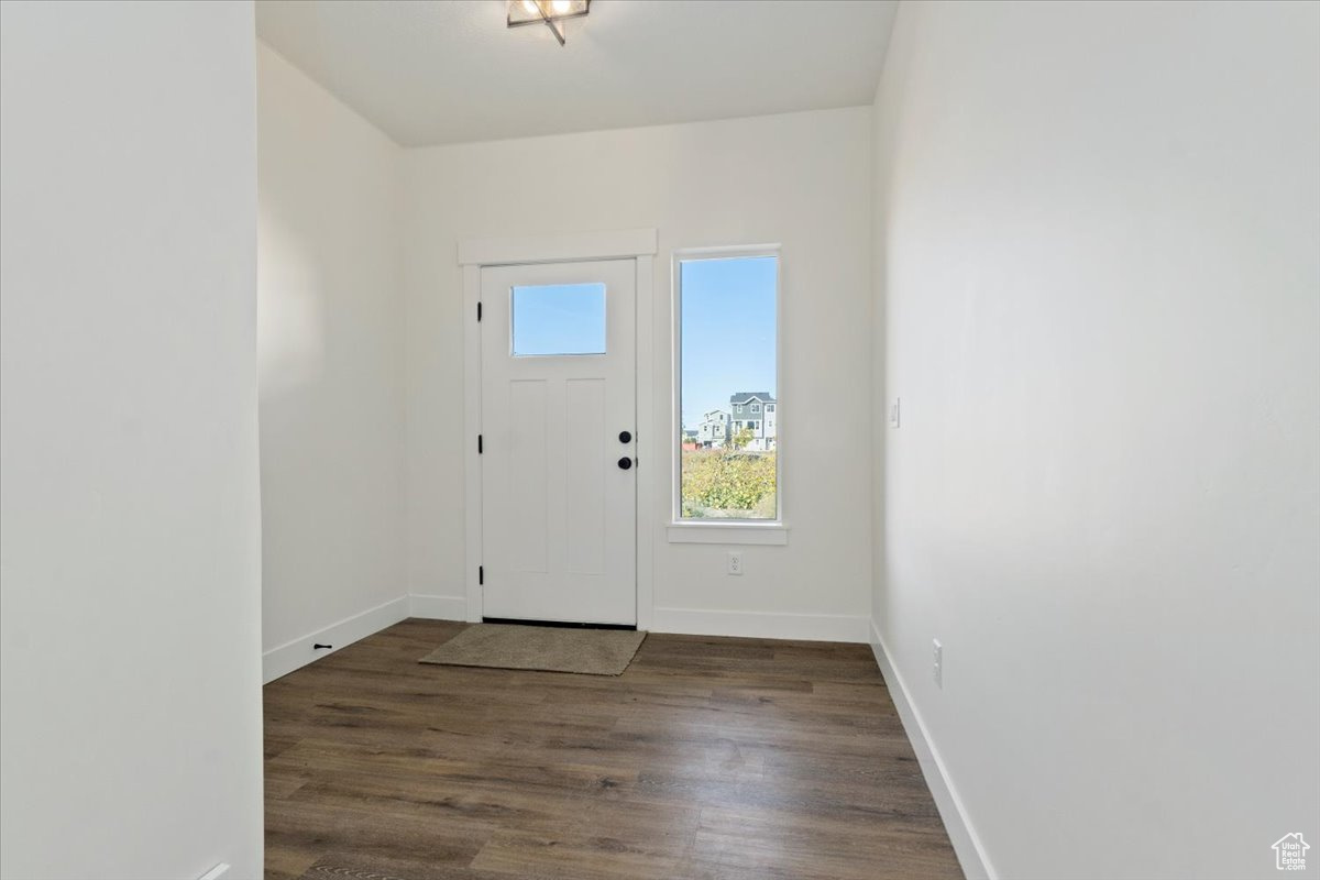 WESTFIELDS CENTRAL - Residential