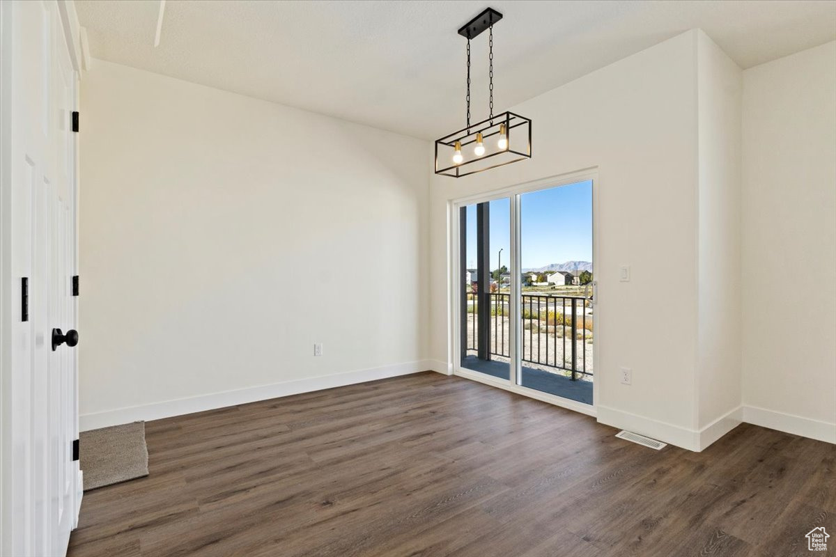 WESTFIELDS CENTRAL - Residential