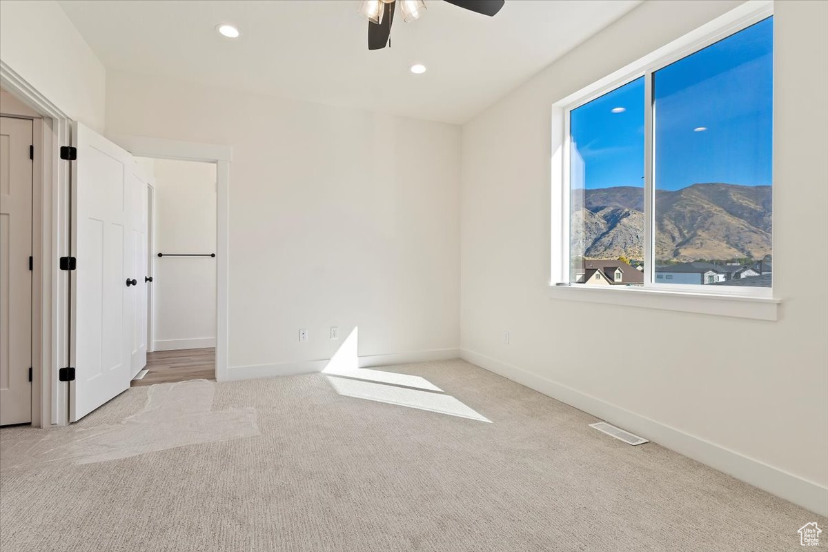 WESTFIELDS CENTRAL - Residential