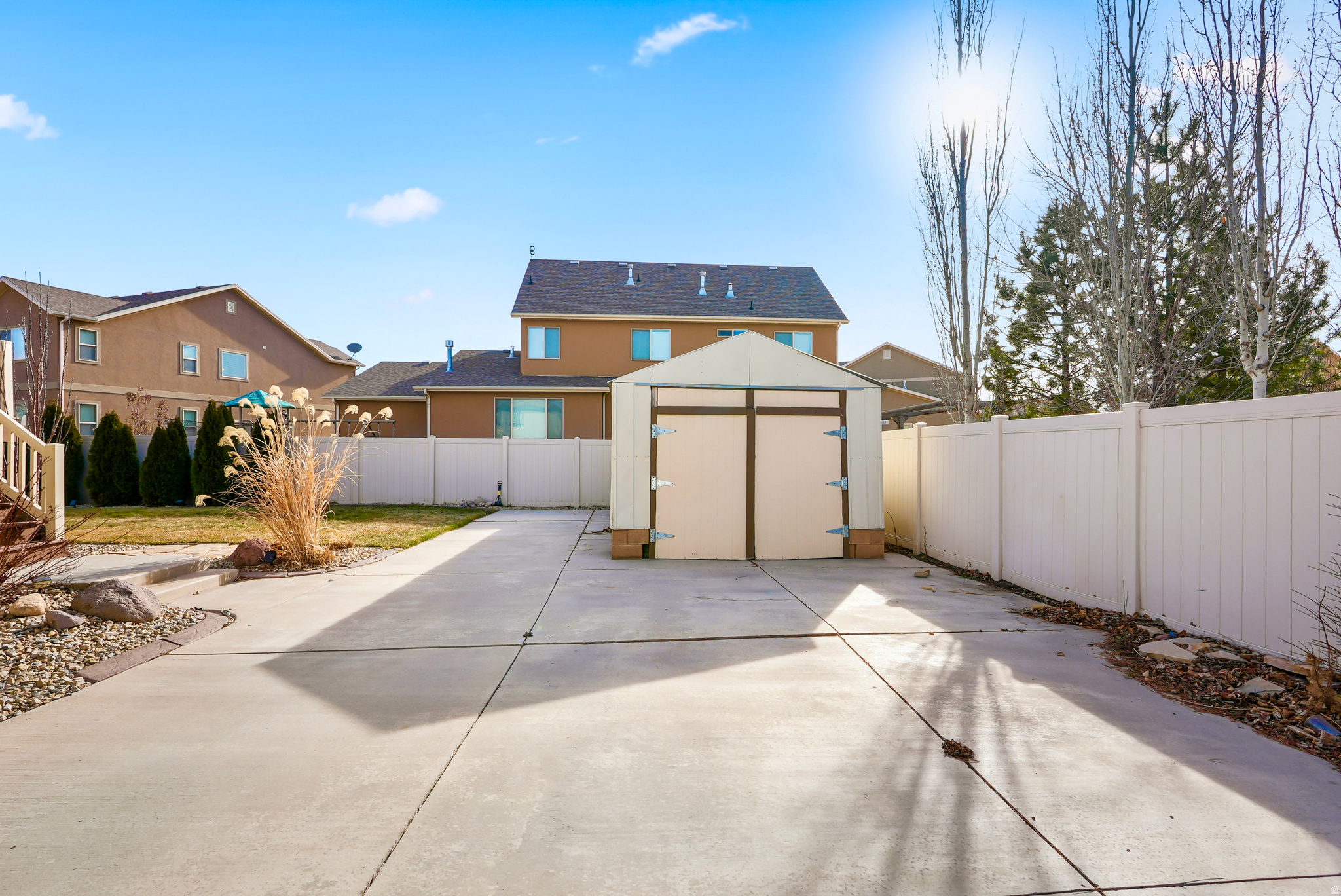 BLOSSOM MEADOWS - Residential