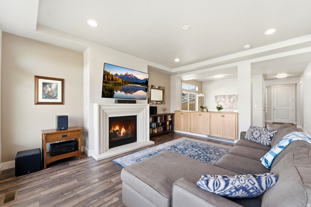 HOLBROOK FARMS - Residential