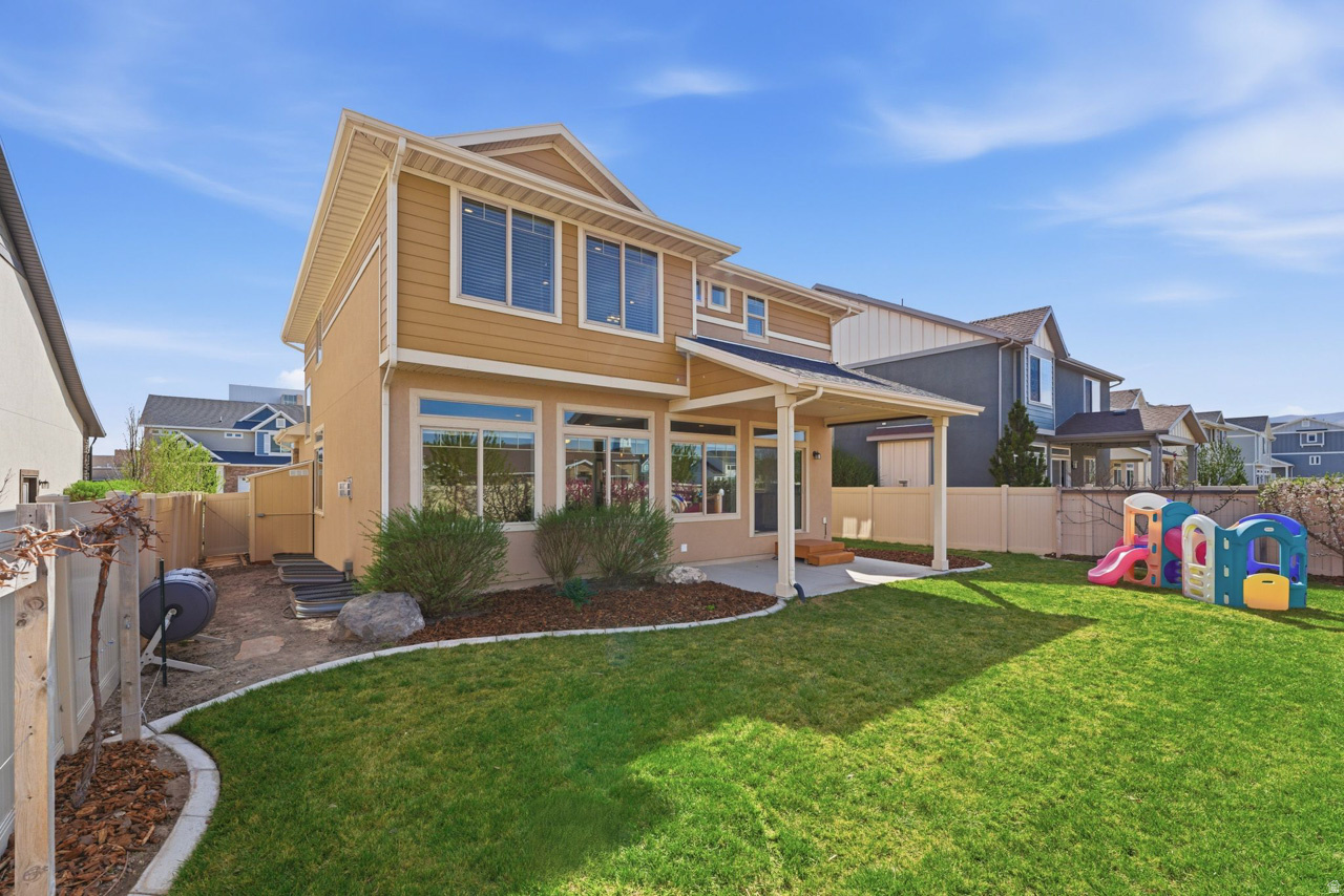 HOLBROOK FARMS - Residential