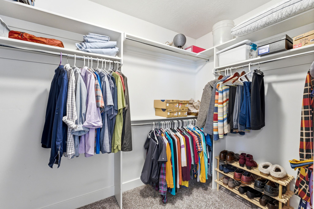 HOLBROOK FARMS - Residential