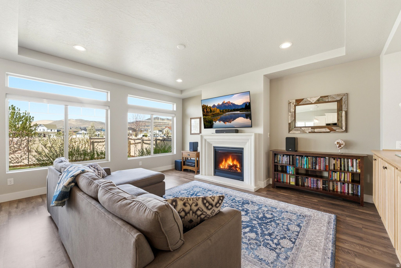 HOLBROOK FARMS - Residential