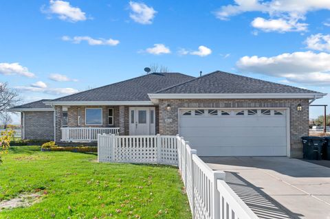 Photo of 3675 N GUNDERSEN CRK, Erda, UT 84029 (MLS # 2120859)