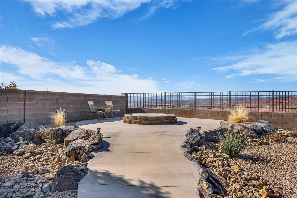 HIGHLAND PARK PH1 SUB AT THE CORAL - Residential