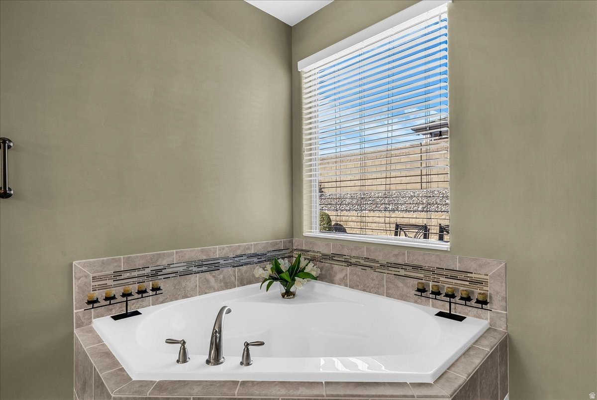 HIGHLAND PARK PH1 SUB AT THE CORAL - Residential