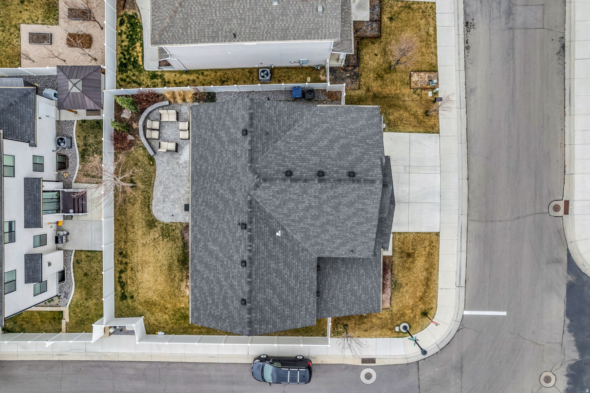 HIGH POINTE - Residential