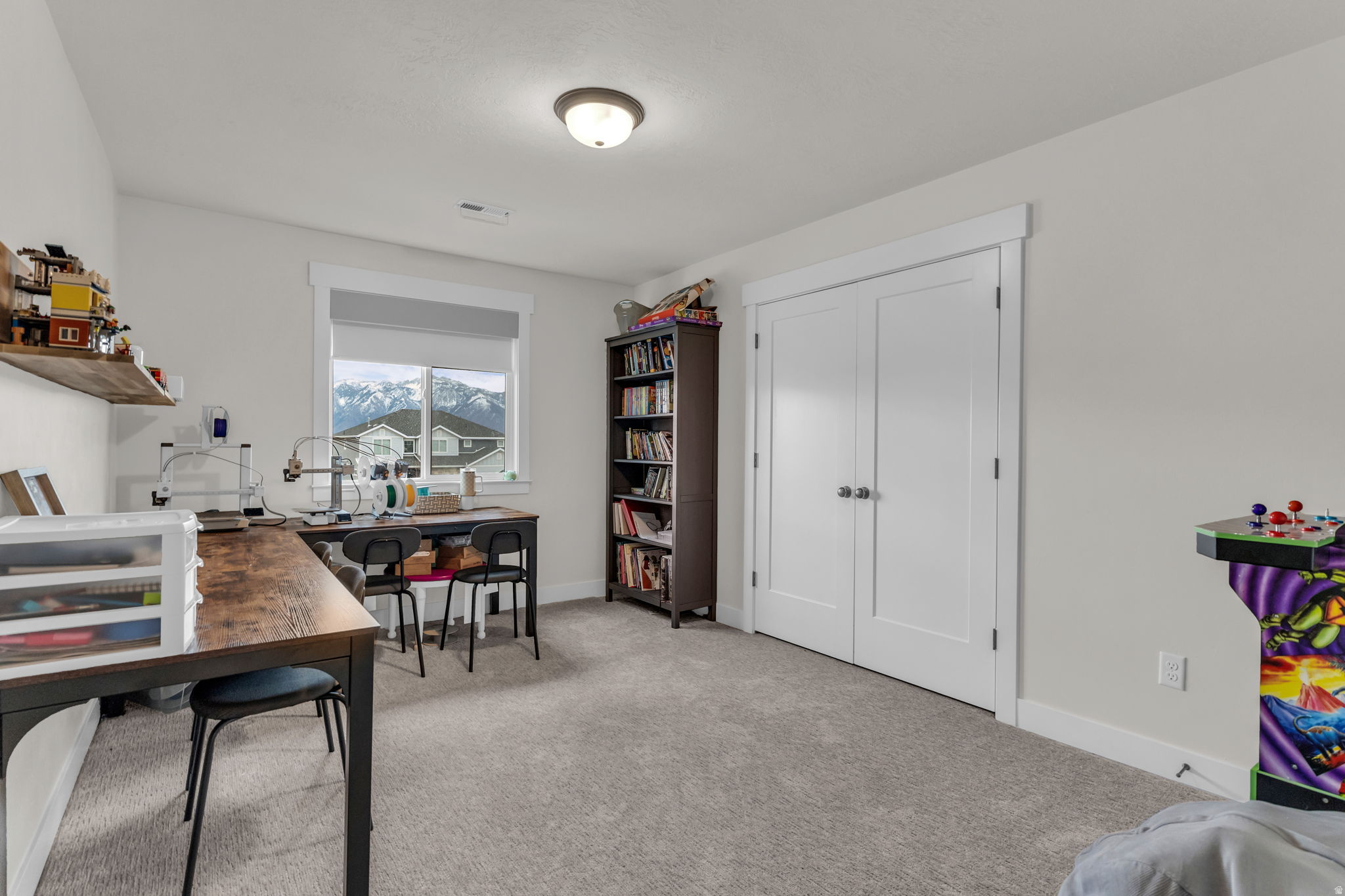 HIGH POINTE - Residential