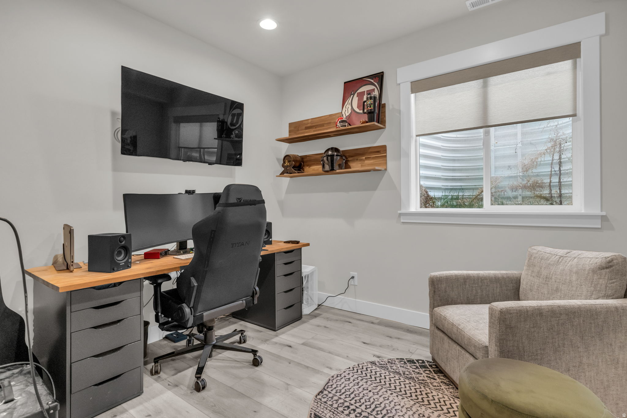 HIGH POINTE - Residential