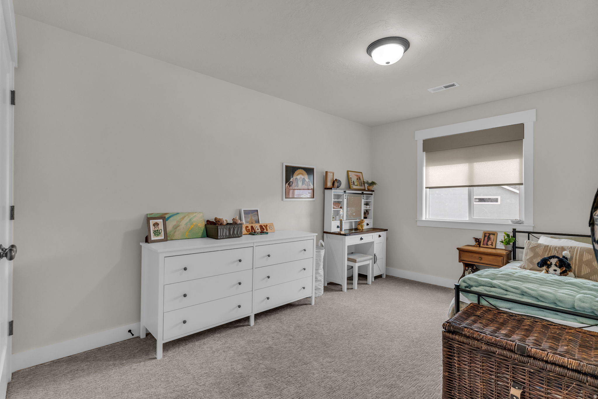 HIGH POINTE - Residential