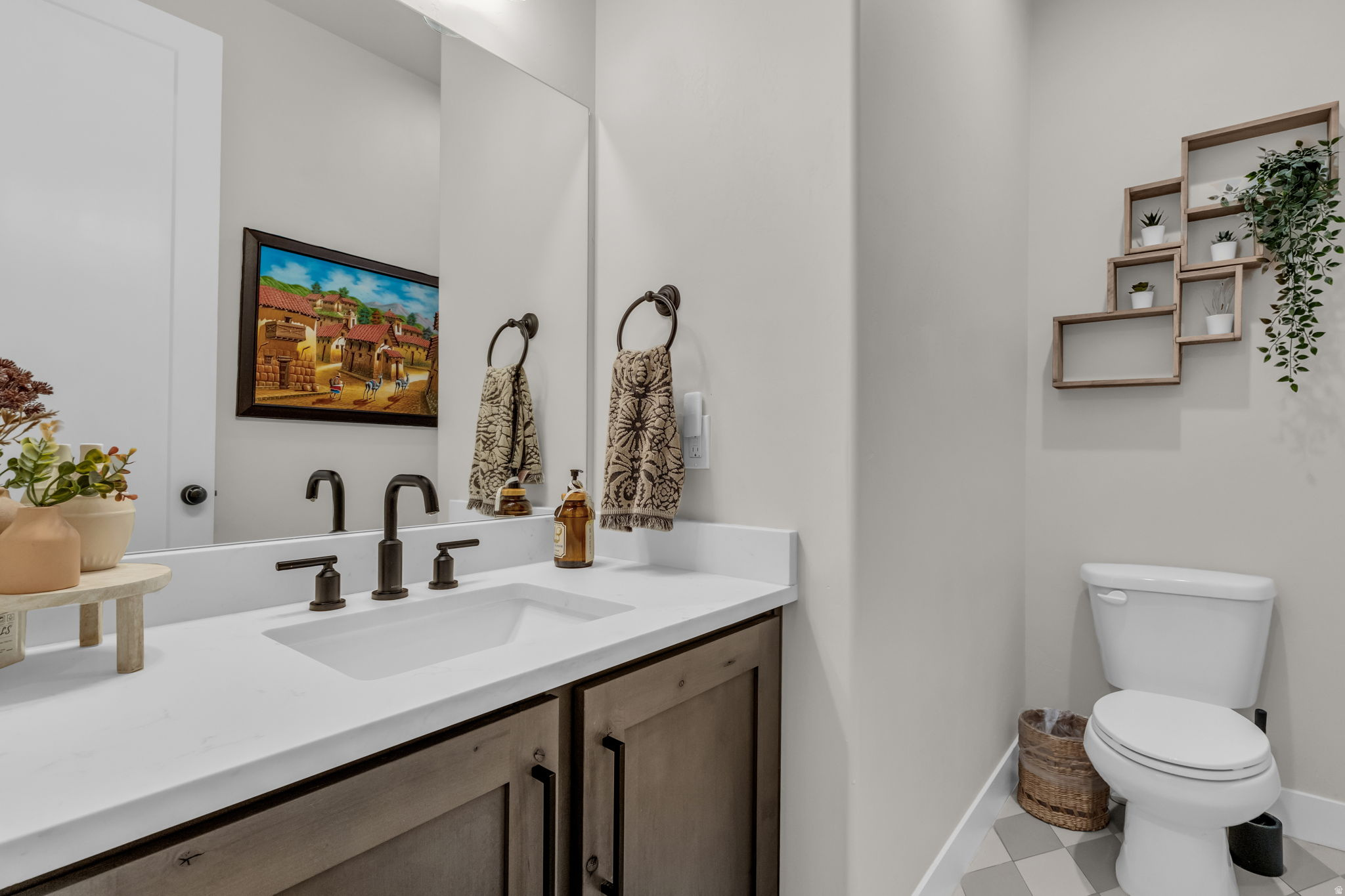 HIGH POINTE - Residential