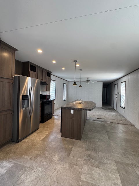 Mobile Home For Sale - 1611 N 180 #64<br/> Tooele, UT 84074