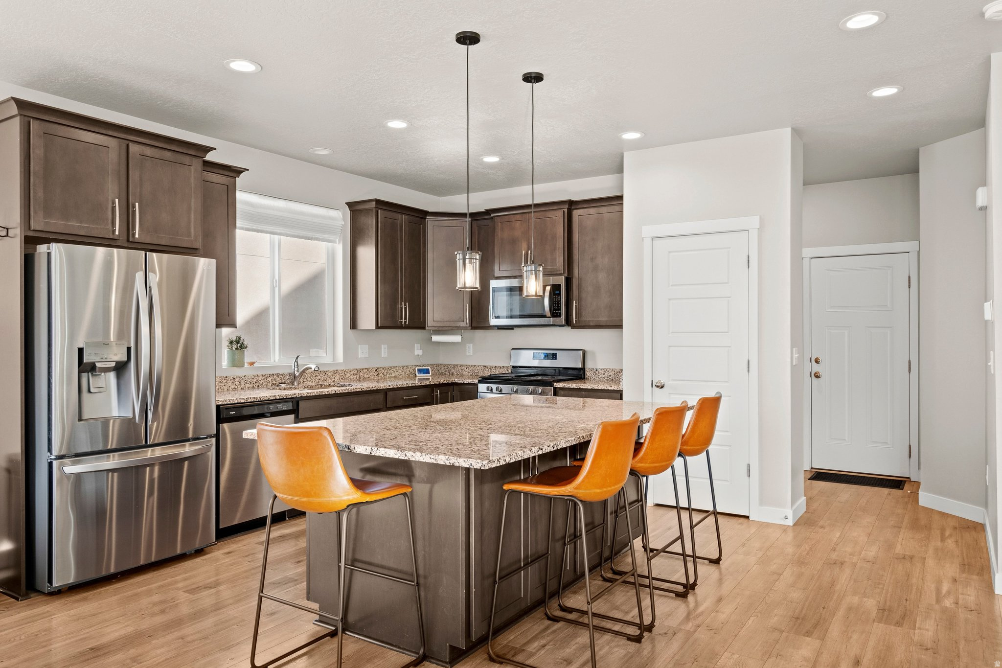 PORTERS CROSSING - Residential