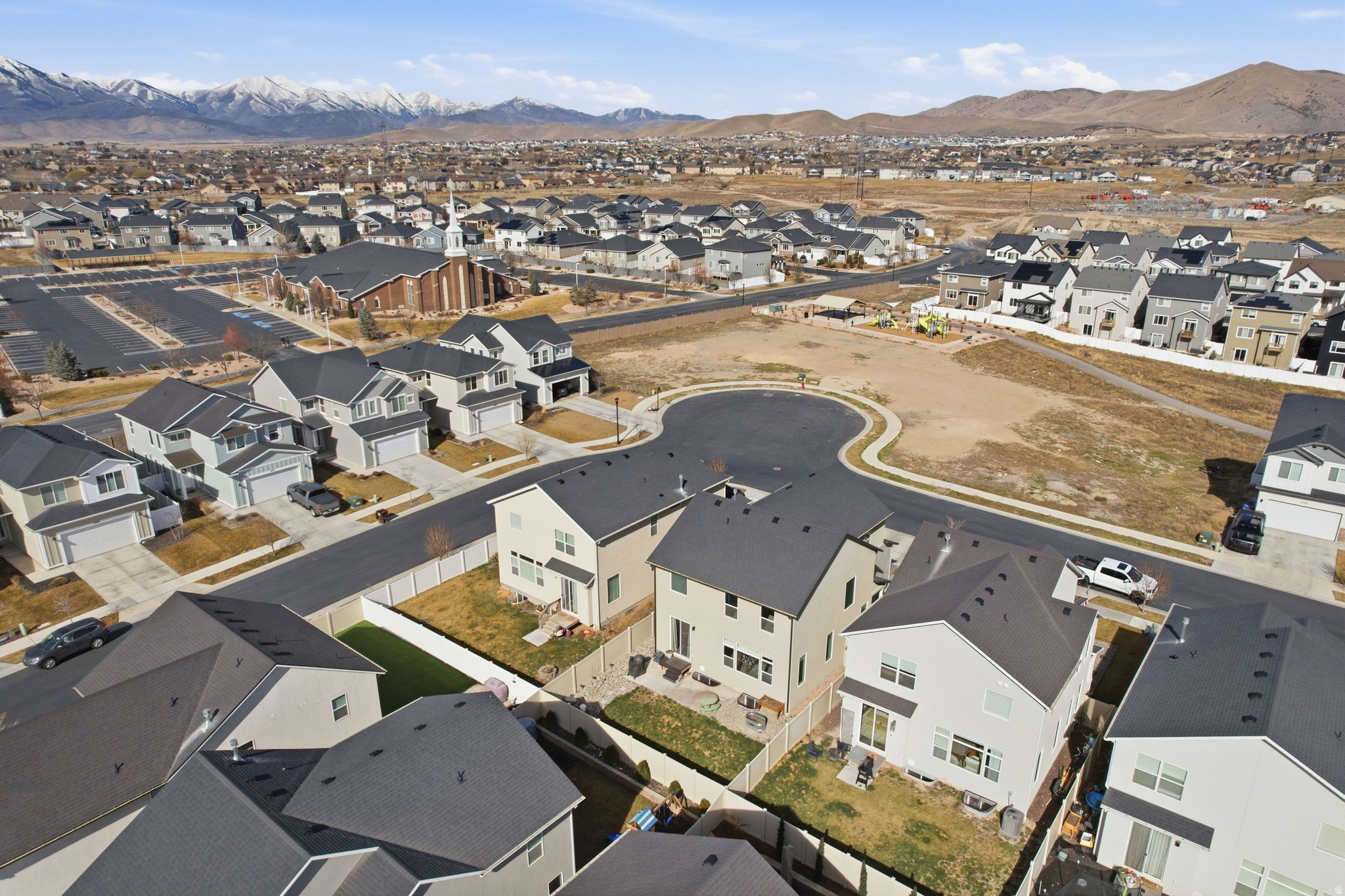 PORTERS CROSSING - Residential