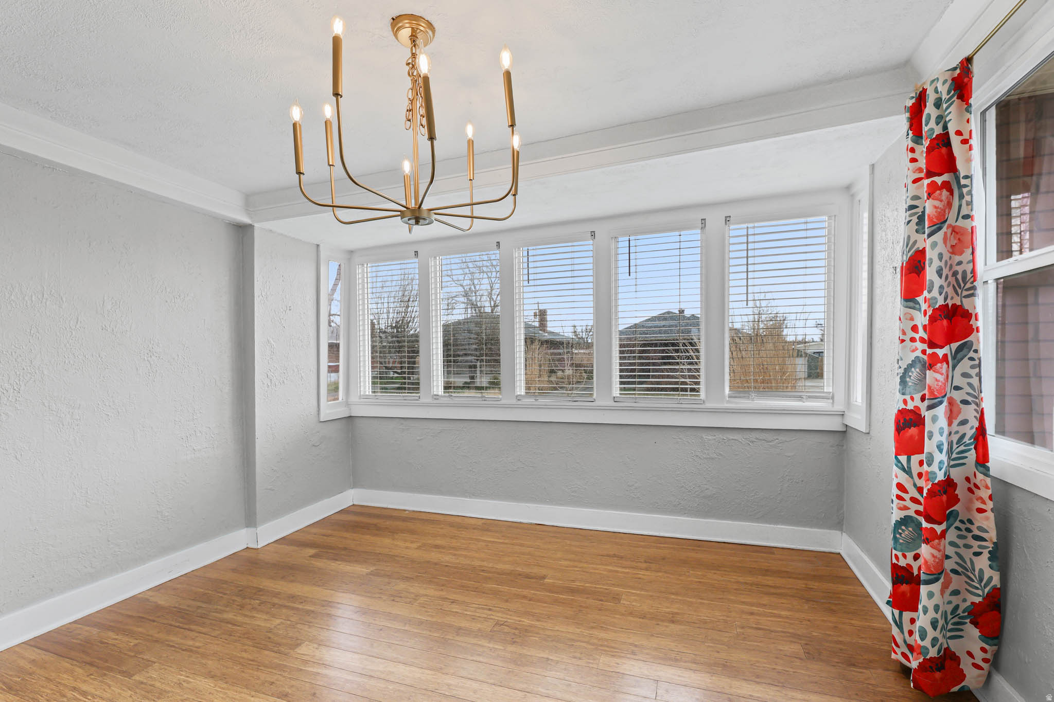 FIVE ACRE - Residential Lease