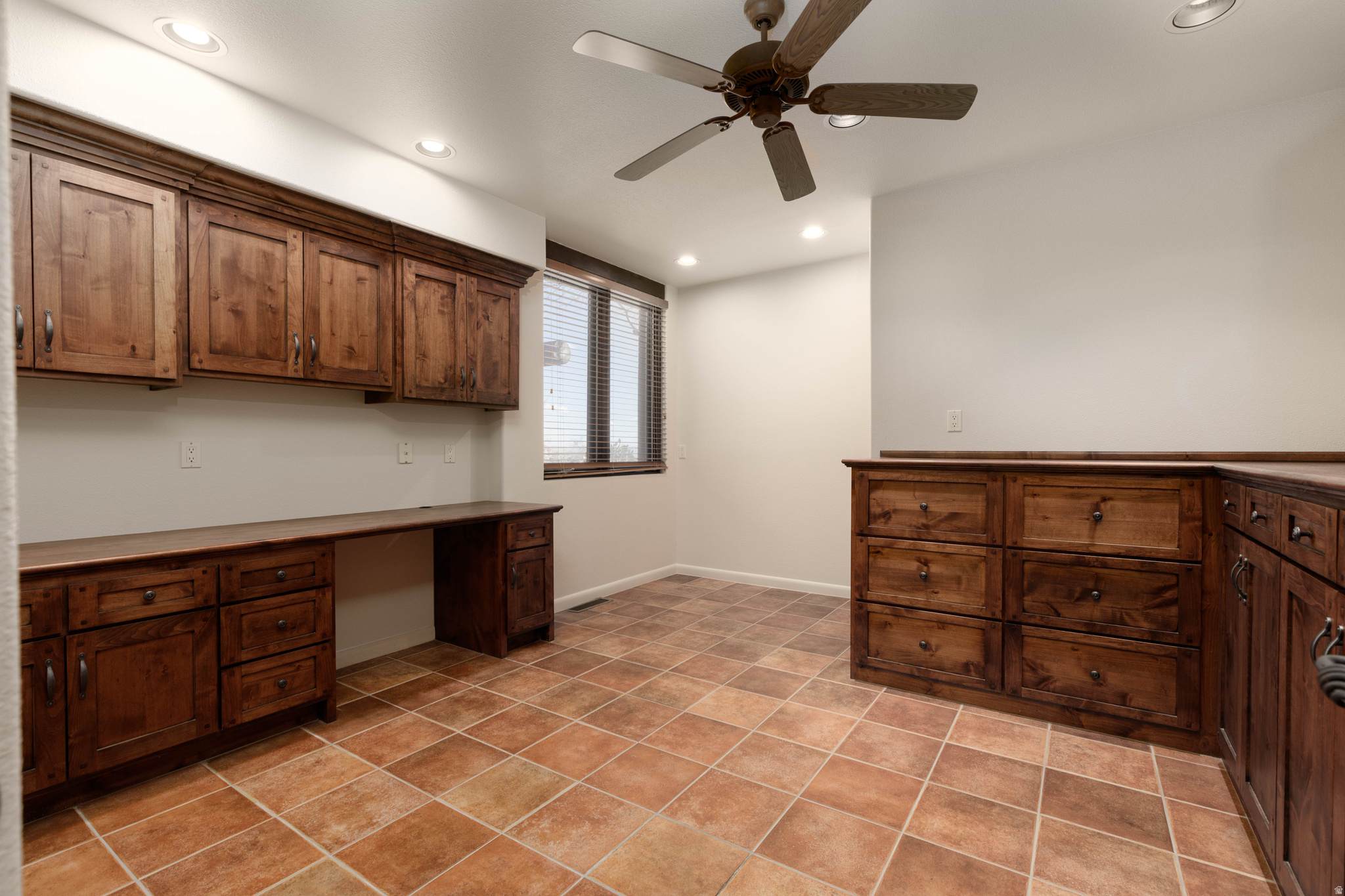 SHONTO POINT 16 - Residential