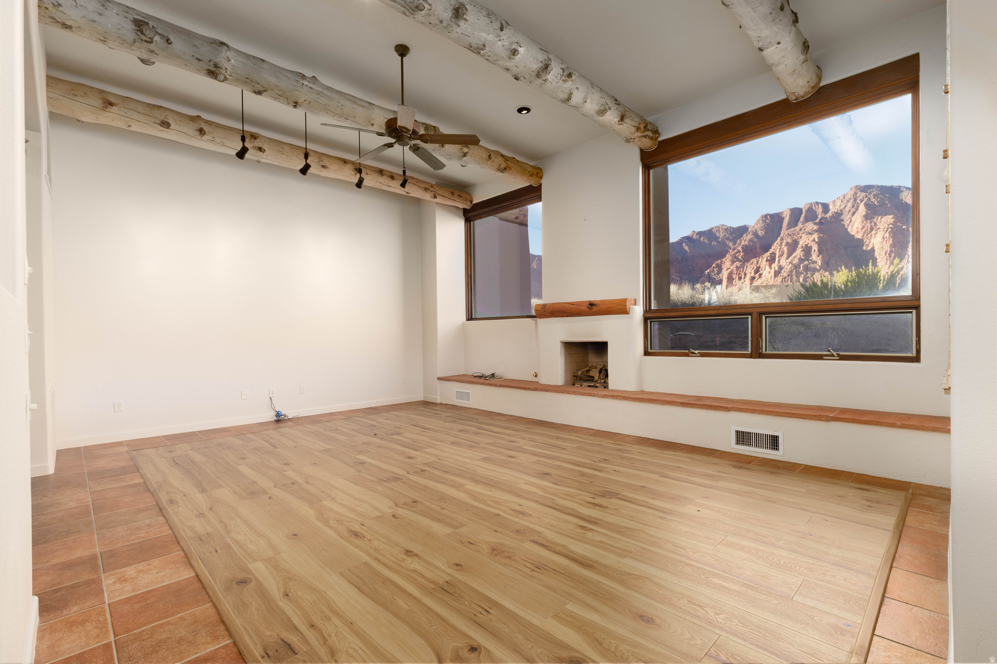 SHONTO POINT 16 - Residential