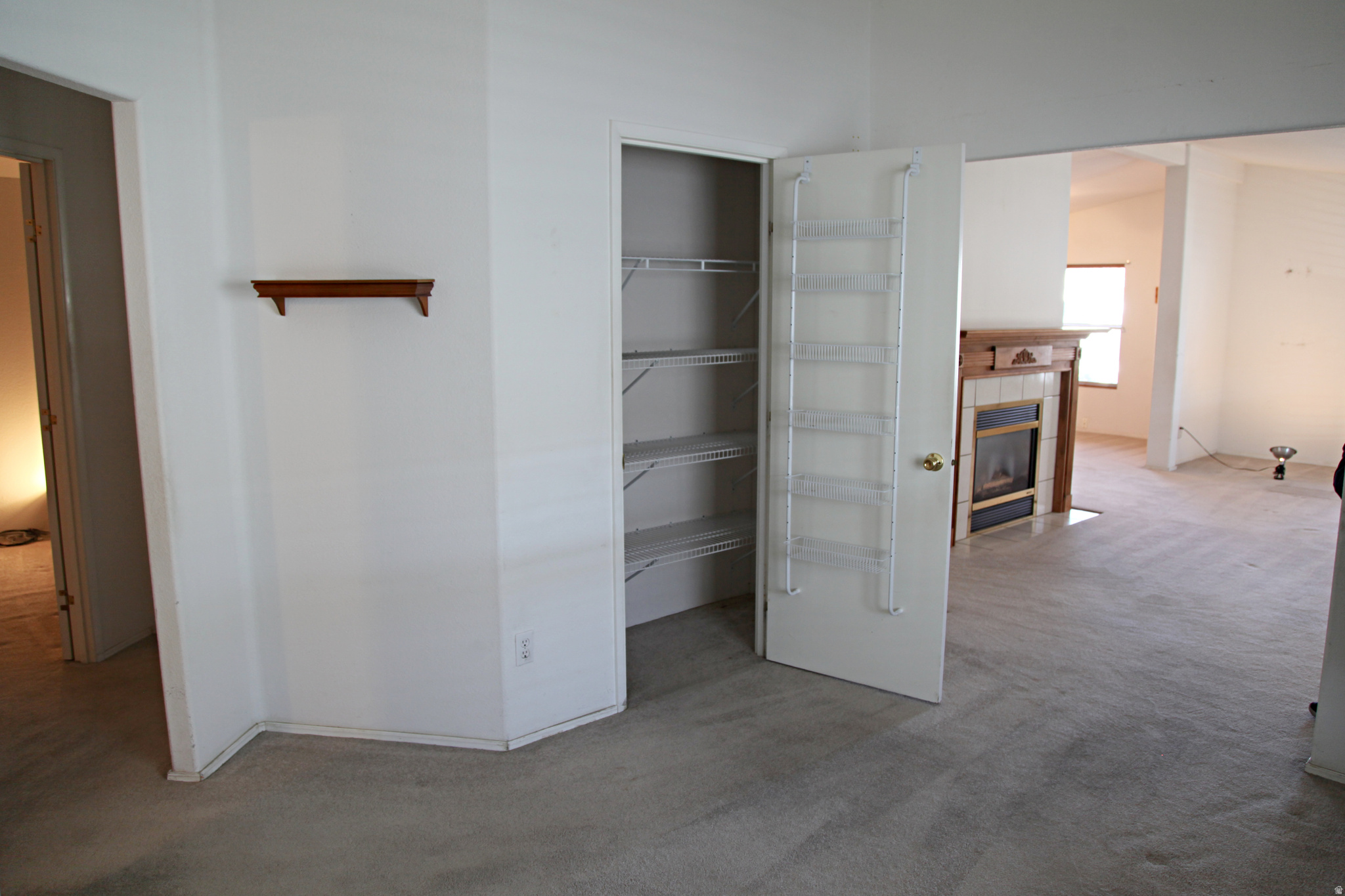 SEVEN CS - Residential