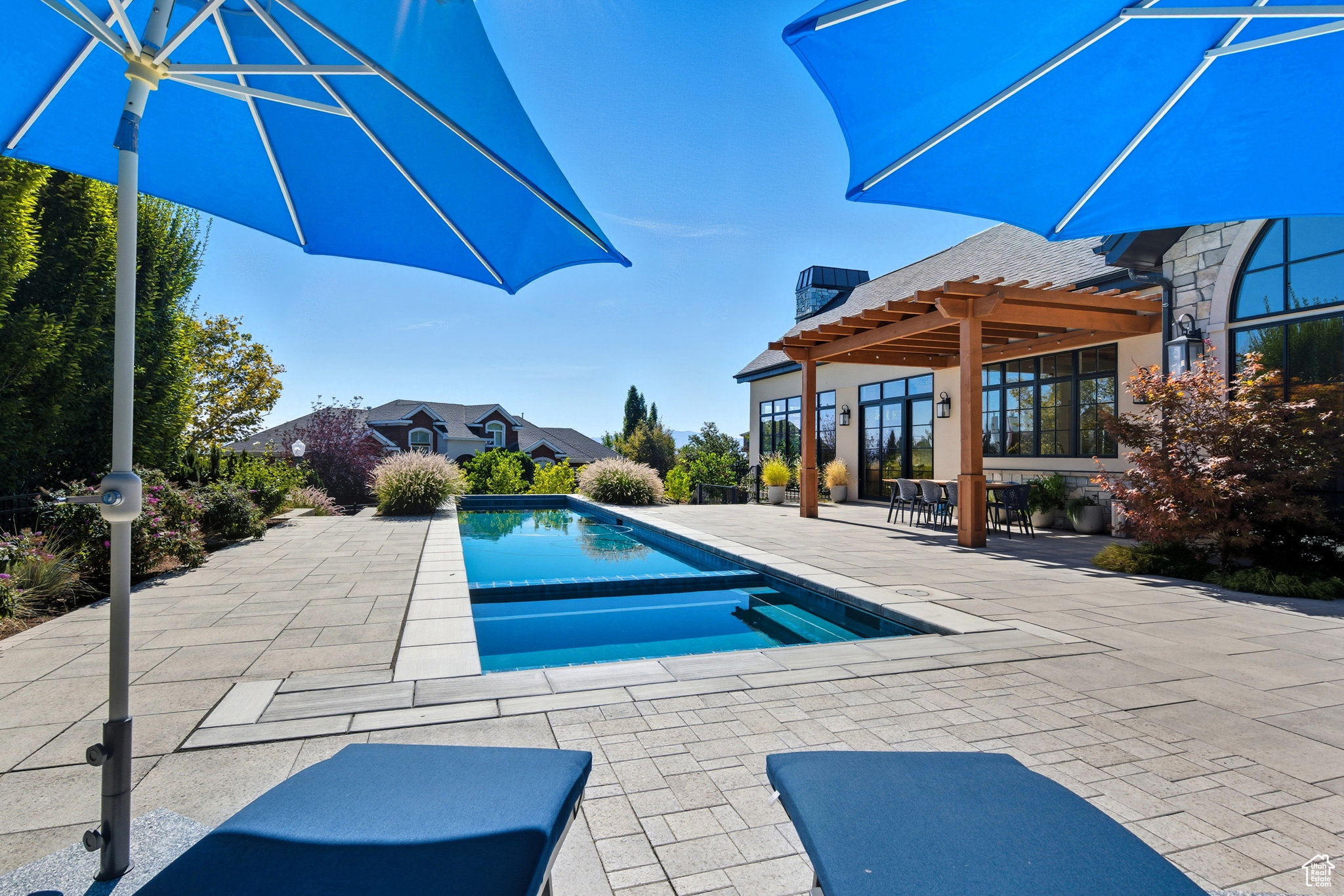 CAPITOL PARK - Residential