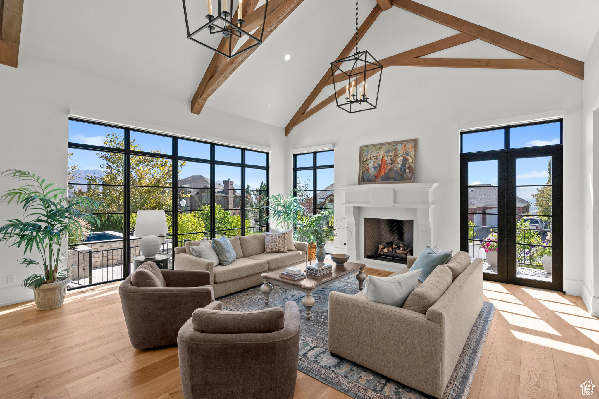 CAPITOL PARK - Residential